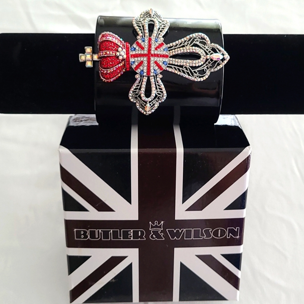 Butler & Wilson Large Union Jack Cuff Bracelet - RARE